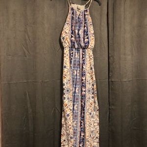 2/20$ Floral printed silky maxi dress